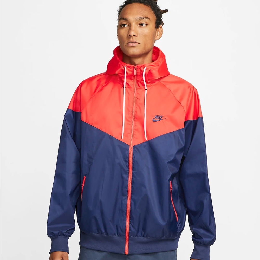 Nike hooded wind breaker